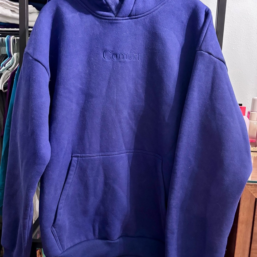 Comfrt Signature Hoodie